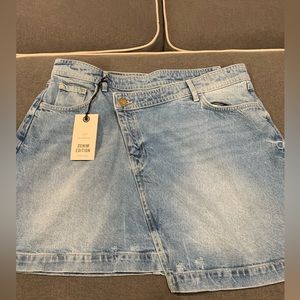 Denim edition jean skirt